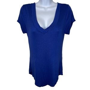 Jennifer Lopez Shimmery Short Sleeve Plunge V-neck Blouse Blue Size Medium